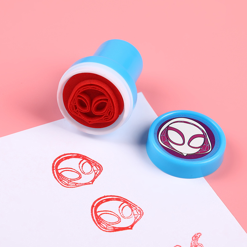 Spidey and His Amazing Stamps  - مراجعة Cosplay Prop Filler وسعره